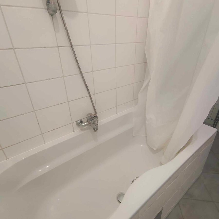 Large 4 Room Apartment In The Center Of Vienna Viena Exterior foto